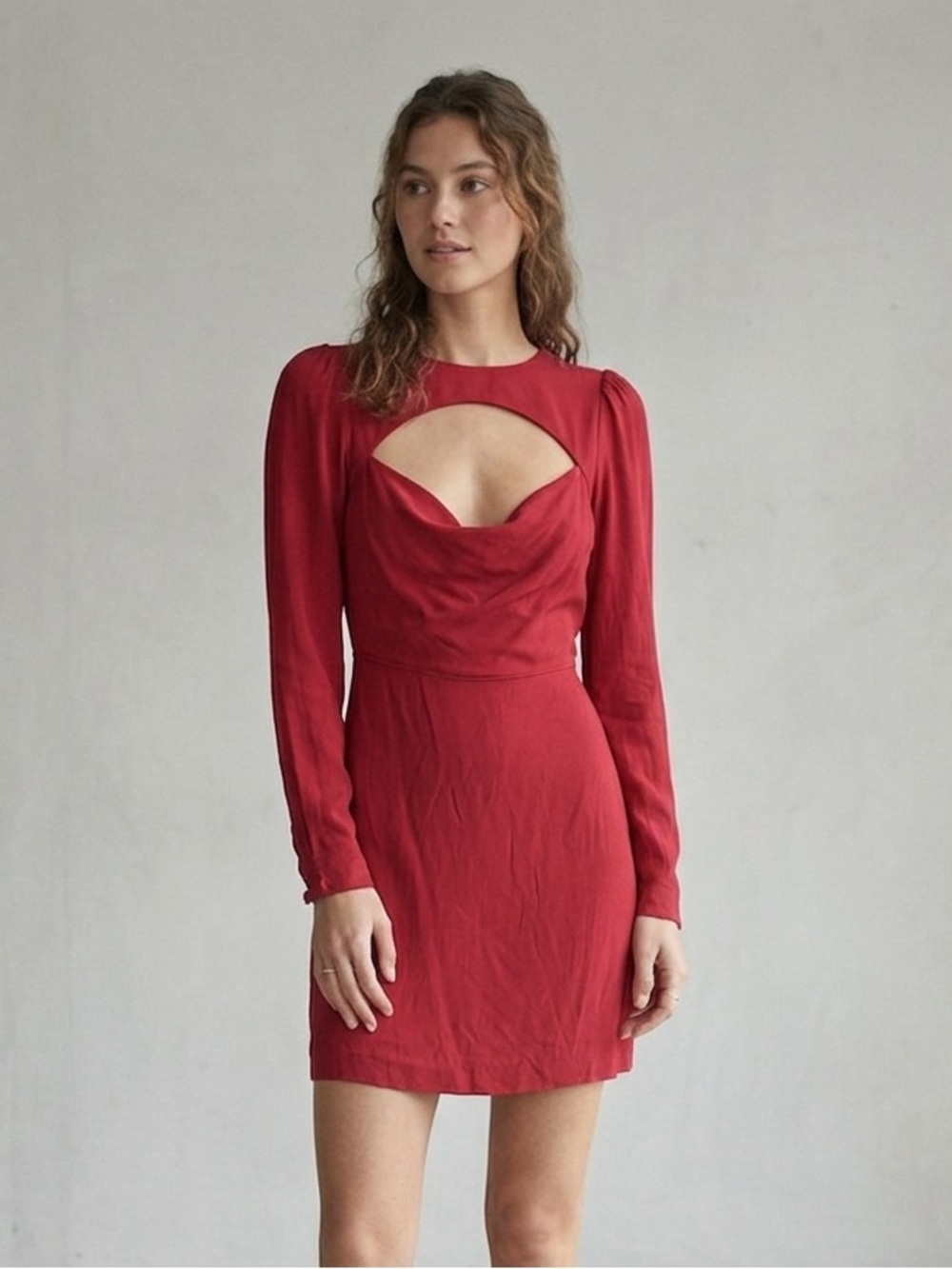 Reformation Sz 4 Red Long Sleeves Bust Cut Out Romantic Short Dress